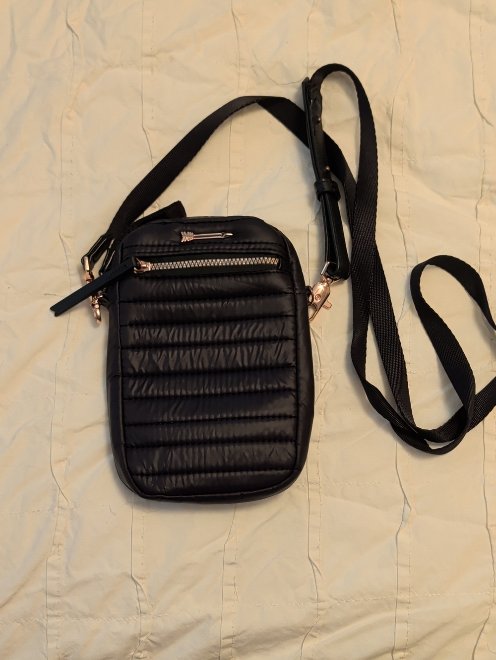 Stella & Dot Crush it Black Quilted Crossbody Pouch with Rose Gold Accents